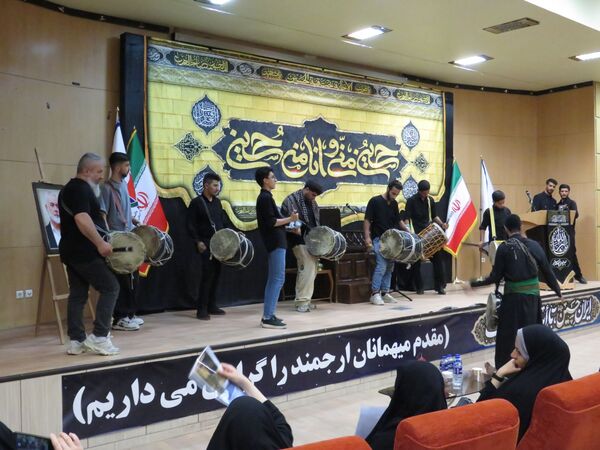 دانشجویان همدانی در اجتماع «رایة المقاومة» با شور حسینی