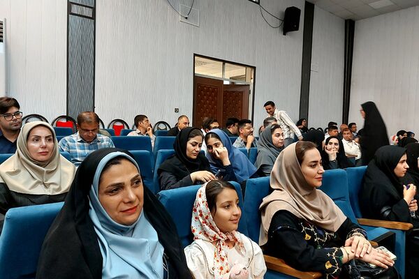 برگزاری اختتامیه طرح‌ها و برنامه‌های معاونت آموزش ابتدایی کهریزک 