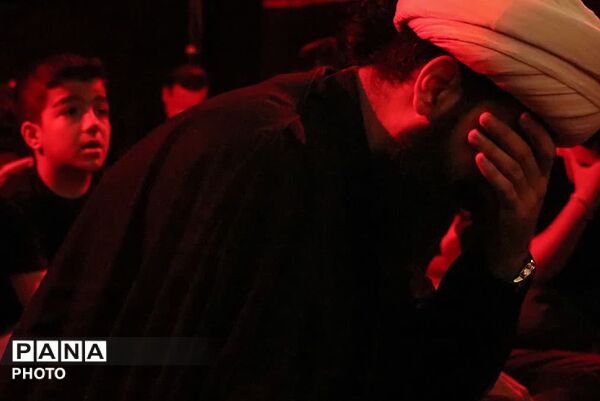 آیین عزاداری دهه سوم ماه محرم در هیئت صالحان بهشتی شهریار 