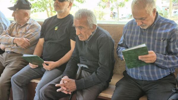 تجدید میثاق قاریان قرآن و اهالی بلده با شهدای گمنام