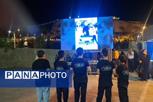 بزرگداشت مقام شهدای دفاع مقدس در آخرین روز هفته دفاع مقدس