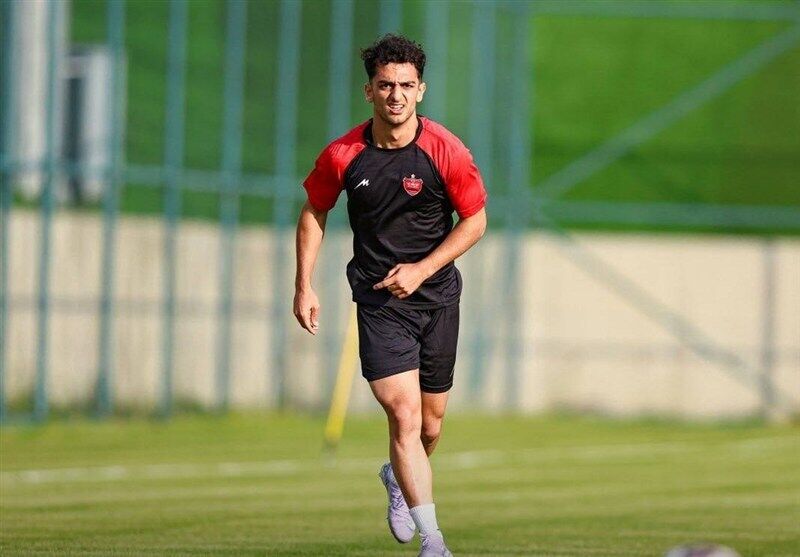 مهاجم پرسپولیس به گل‌گهر پیوست
