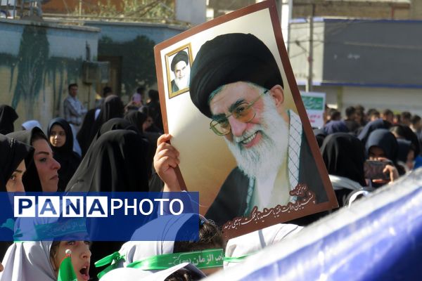 تجلی اتحاد دانش‌آموزان اسلامشهر در ۱۳ آبان