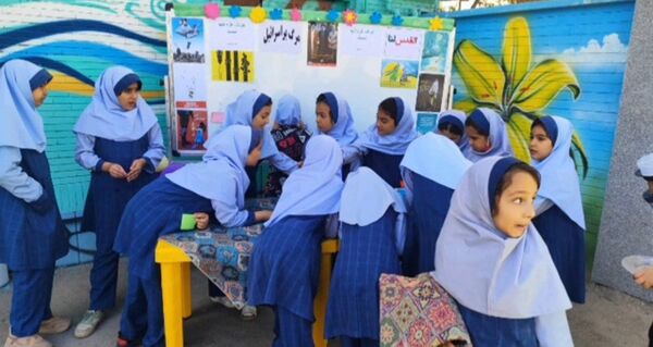 روز جهانی کودک و تخم مرغ در مدرسه شاهد خیر سجادی 