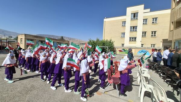 جشن شکوفه‌ها در شهرستان دره شهر