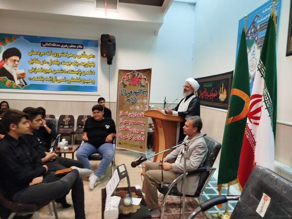 دیدار امام جمعه با روسای اتحادیه انجمن اسلامی مدارس شهرستان کاشمر