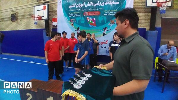 آغاز رقابت دانش‌آموزان تنیس روی میز کشور در البرز 
