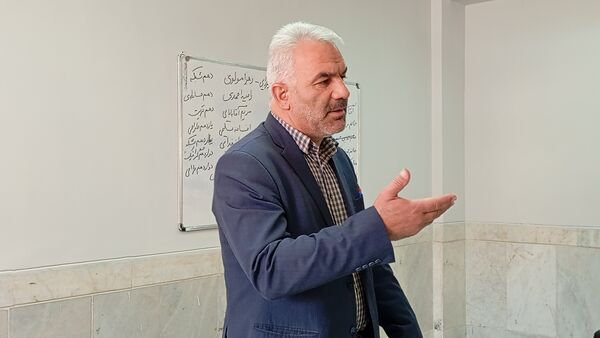 ارتقای مشارکت اولیا و مربیان در هنرستان حضرت زهرا (س) بن