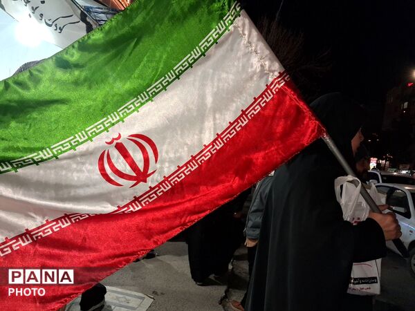 مراسم باشکوه وداع با پیکر دو شهید مطهر در نیشابور 