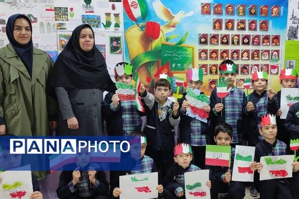 حضور پرشور دانش آموزان ناحیه دو شهرری در برنامه‌های متنوع دهه فجر و جشن انقلاب