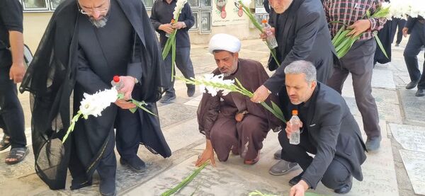 گلباران مزار شهدای هفتم تیر در قم