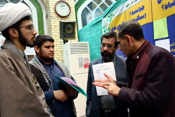 اعتکاف یعنی پاکی و صمیمیت 