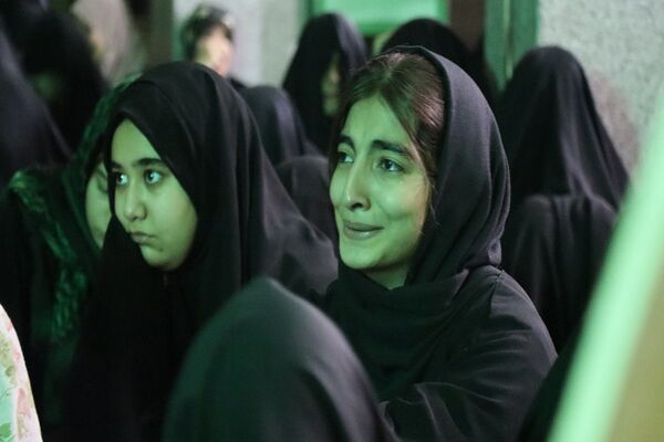 گزارشی از فرودگاه دل‌ها؛ زائران سکوت در باند پرواز به سوی خدا