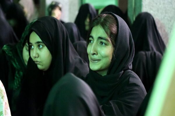 گزارشی از فرودگاه دل‌ها؛ زائران سکوت در باند پرواز به سوی خدا