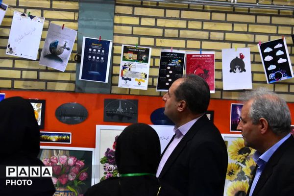 هنرستان‌های ناحیه دو تبریز روی صحنه