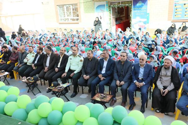 برگزاری مشترک جشن عاطفه‌ها در همدان با مشارکت کمیته امداد و سازمان دانش‌آموزی