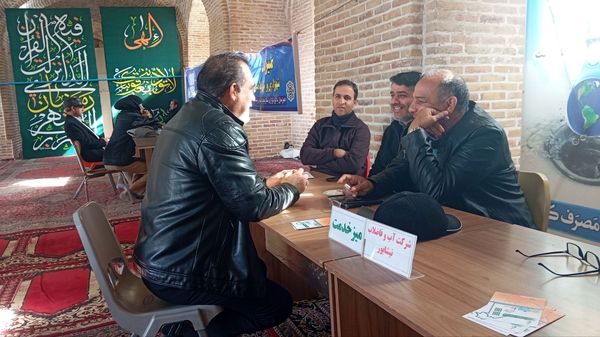 میز خدمت در نماز جمعه هفتۀ اول بهمن ماه