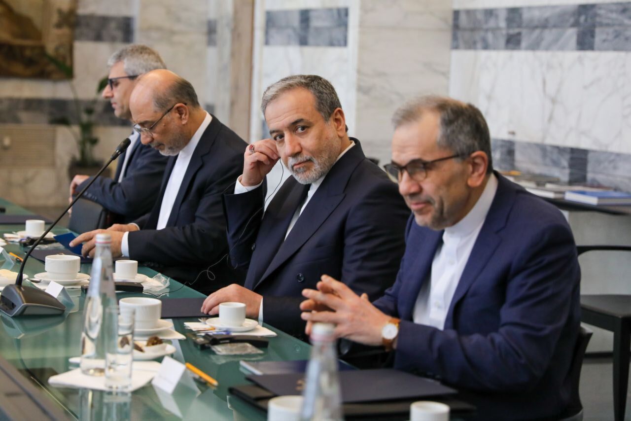 توافق بر سر چند مسئله اصلی می‌تواند زمینه‌ساز عدم توسل به جنگ باشد/ روسیه شریک تاکتیکی ایران است، نه متحد استراتژیک