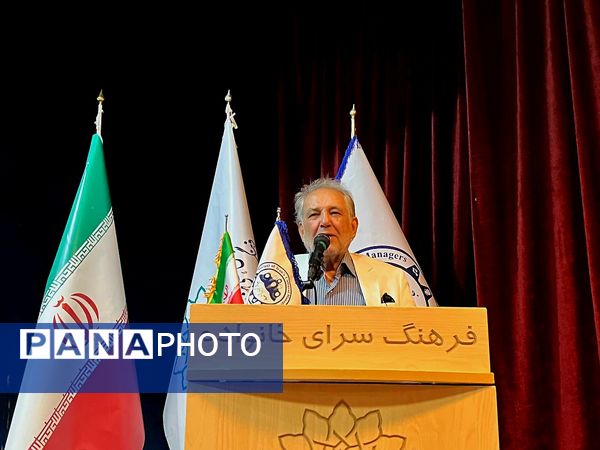 هم‌نشینی مدیران فرهنگی ایران در پارک شفق؛ صدایی واحد برای آینده فرهنگ