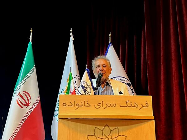 هم‌نشینی مدیران فرهنگی ایران در پارک شفق؛ صدایی واحد برای آینده فرهنگ