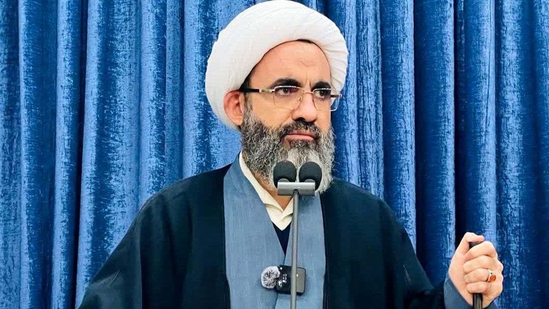 ادب، نردبان صعود به سعادت دو جهان است