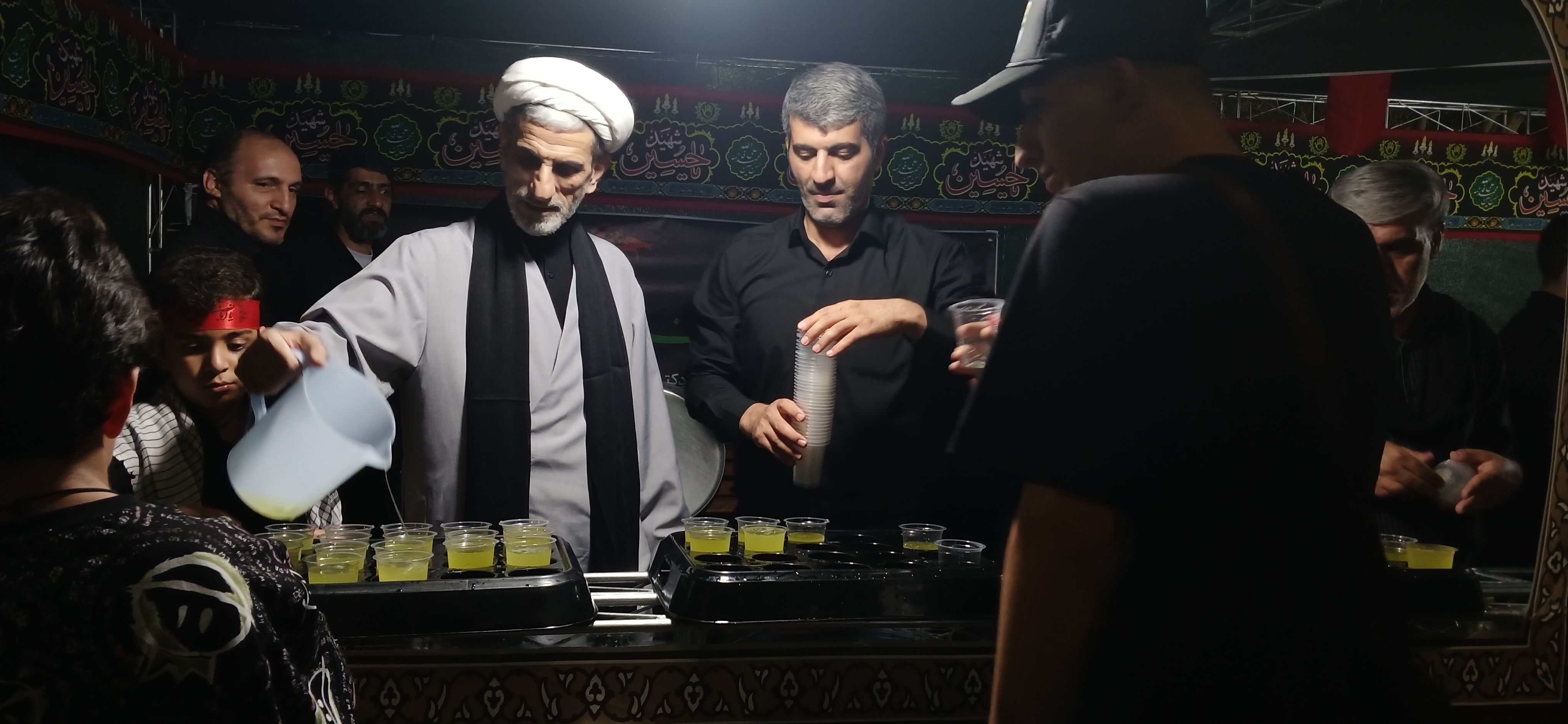 شب هفتم محرم در کنار شهدای اصفهان