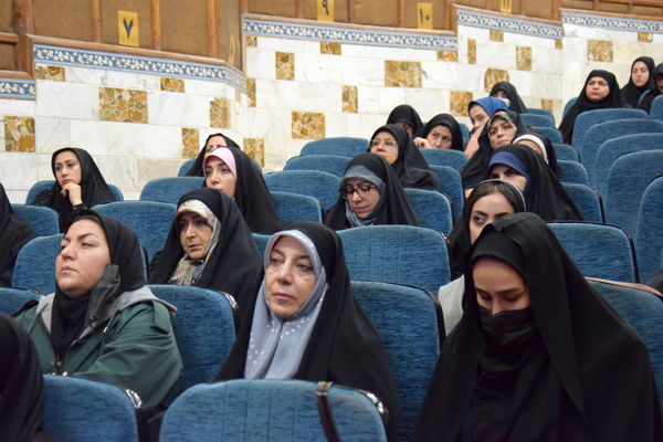  همایش معاونان پرورشی و مربیان امور تربیتی با محوریت طرح «ایرانمون» در کانون شهید فهمیده کرج 