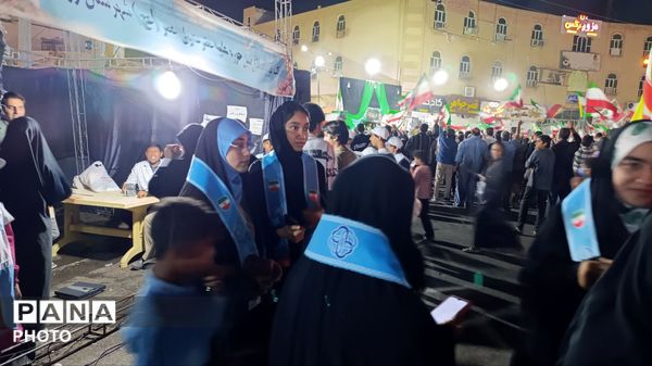 حضور فعال سفیران و مراقبین سلامت رودان در برنامه‌های هفته سلامت