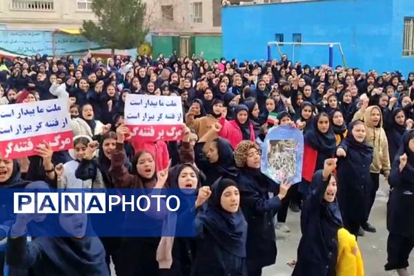 از کلاس درس تا شکوه انقلاب؛ شور دانش آموزی،  شور فجر