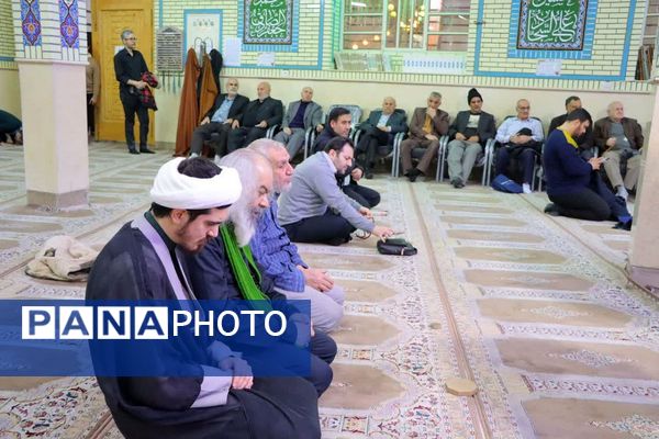 مسجد بقیه‌الله‌الاعظم (عج) غرق در شادی و انتظار