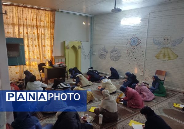 برگزاری امتحان نوبت اول در دبیرستان دخترانه میثاق