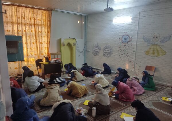 برگزاری امتحان نوبت اول در دبیرستان دخترانه میثاق