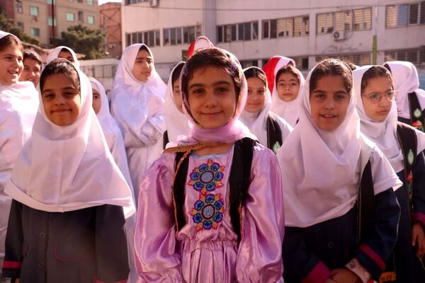 همایش وطن یار در دبستان فاطمیه گرگان