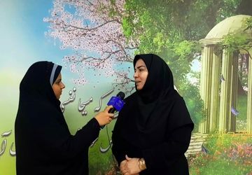 اولین نشست انجمن ادبی پژوهش سرای دانش آموزی شهید چمران ناحیه۴