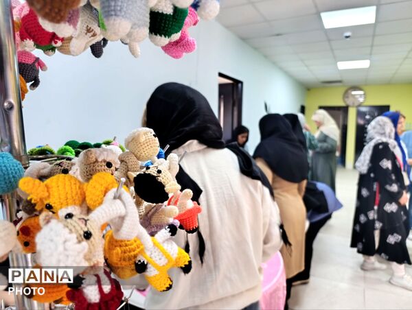 نمایشگاه صنایع دستی در فرهنگسرای شهروند 