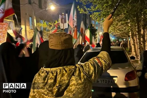 اندیشه، تجلیِ عشق و آمادگی؛ شب‌هایِ بیعت، نورِ امید در دلِ ایران