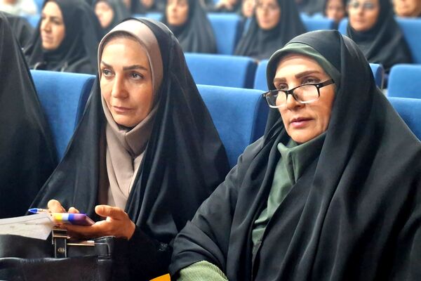 نشست فصلی مدیران شهرستان قرچک