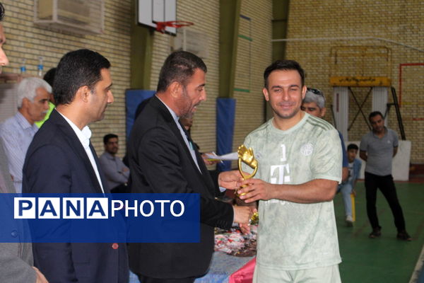 سعدآباد قهرمان مسابقات فوتسال فرهنگیان استان بوشهر 