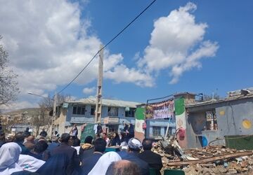 مدرسه نمونه حجاب سقز میزبان آیین همدردی با دانش‌آموزان میناب