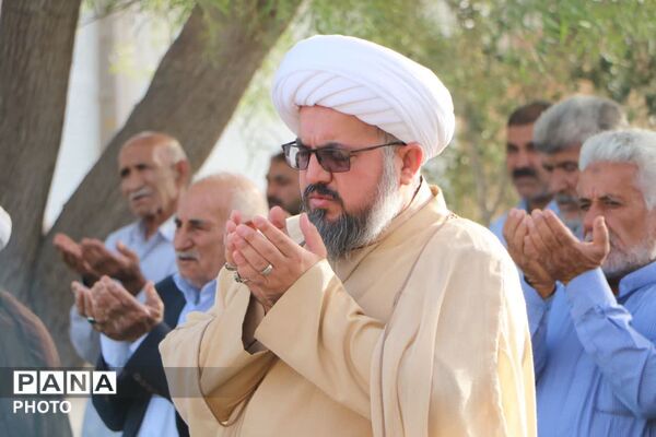 شکوه بندگی در عید قربان؛ فهرج یکپارچه غرق در نیایش شد