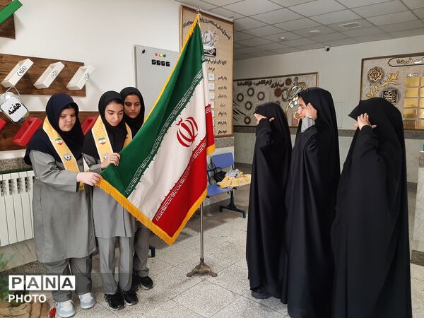 جشن جوانه‌ها آغاز فصل تازه‌ای از دانش‌آموزان مدرسه حاج علی‌اکبر حسن‌زاده اصفهانی 