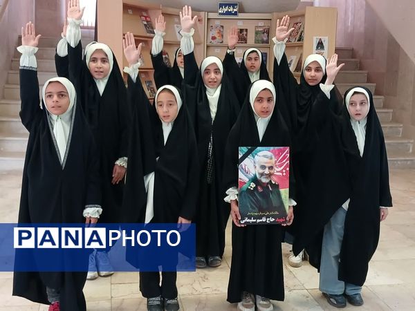 تقدیر از آزادگان کتاب خوان عباس آباد