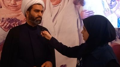 آیین معنوی اعتکاف در مسجد حضرت ابراهیم(ع) بیستون با حضور پرشور دانش‌آموزان