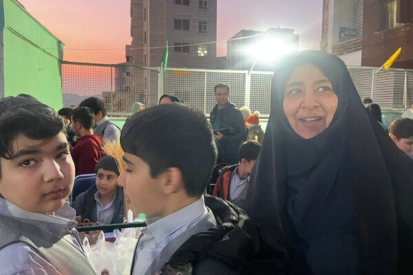 برگزاری جشنواره بهار در بهار در دبستان البرز رودهن 