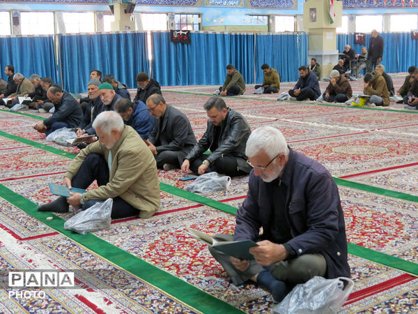 نماز جمعه و راهپیمایی در هفتمین روز جنگ تحمیلی در بجنورد