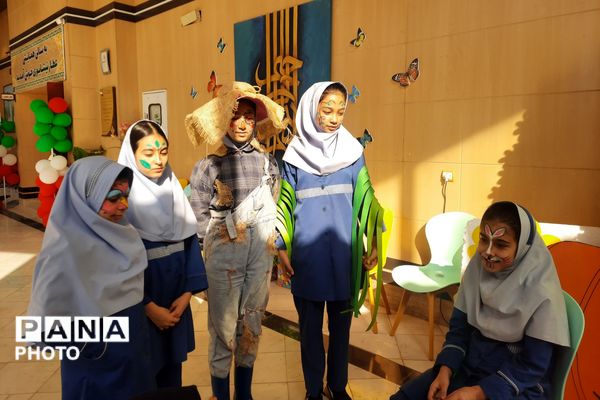 چهل و چهارمین جشنواه فرهنگی و هنری در رشته هنرهای نمایشی در نیشابور