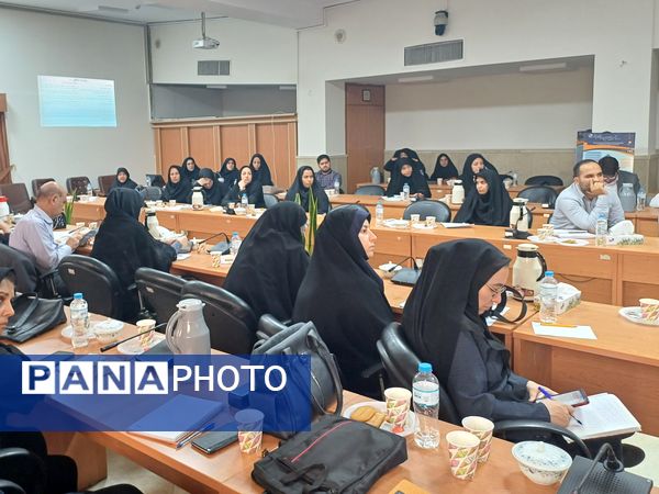 دوره جامع تربیت پژوهشگر در پژوهشکده عباس زادگان