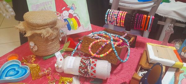 برگزاری نمایشگاه «ماها» در دبیرستان حضرت معصومه (س) ناحیه چهار کرج