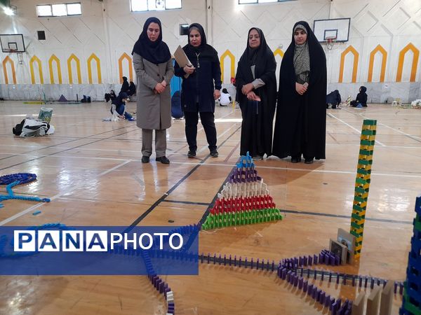 مسابقه دومینو دانش‌آموزان دختر مقاطع ابتدایی و متوسطه ناحیه سه شیراز 