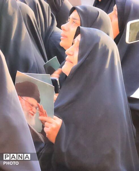 قاب هایی از یک بدرقه آسمانی ماندگار 